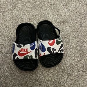 Nike slides